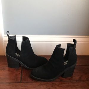 Steve Madden black booties💗